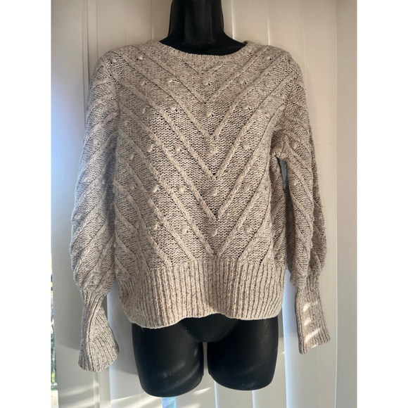 GAP Sweaters - GAP Womens Cable Knit Sweater Beige